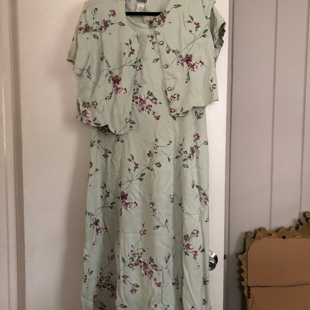 Periwinkle by Barlow Mint Green Floral Short-Sleeve Maxi Dress